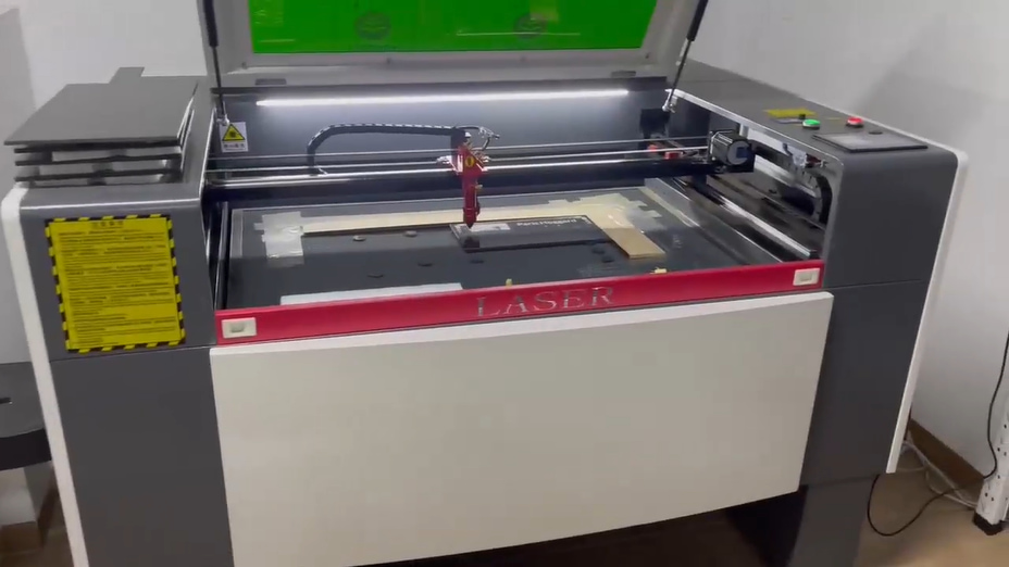 CO2 Laser Engraving Machine