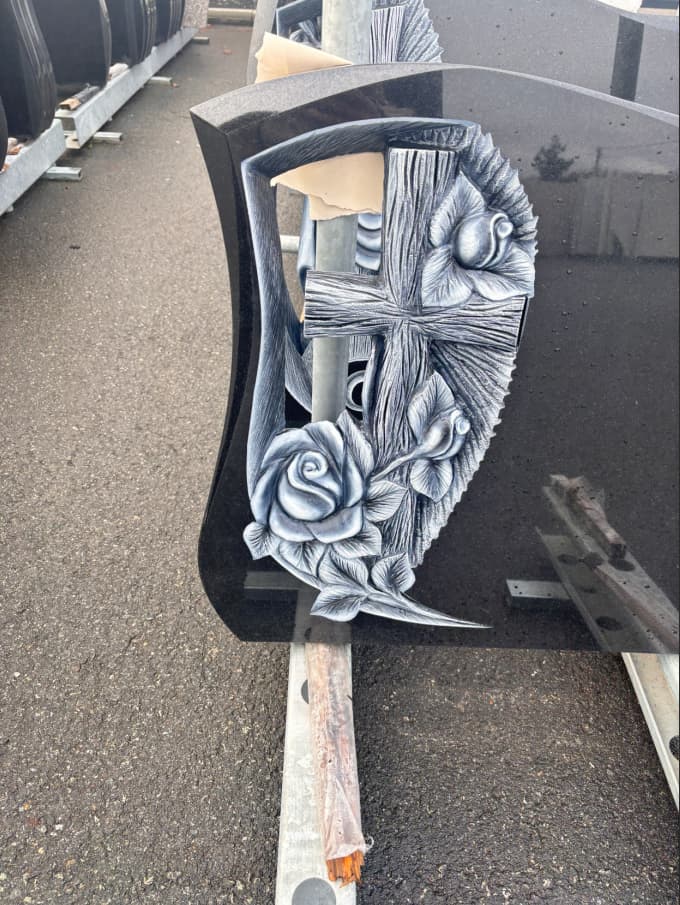 Tombstone Engraving Machine Tombstone Engraving Machine