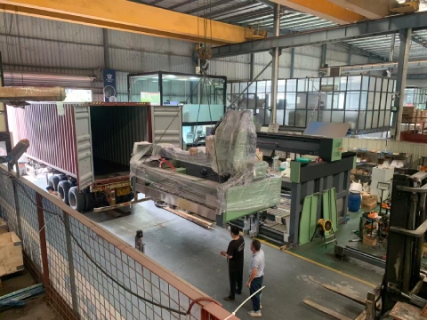 July Shipment Update: Two Stone CNC Machines Successfully Delivered to Vietnam