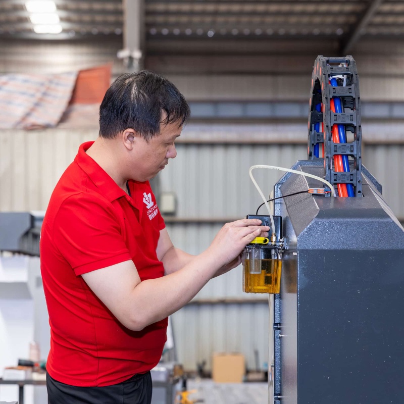 How to Restart a Stone CNC Machine After Long-Term Downtime Without Damaging It